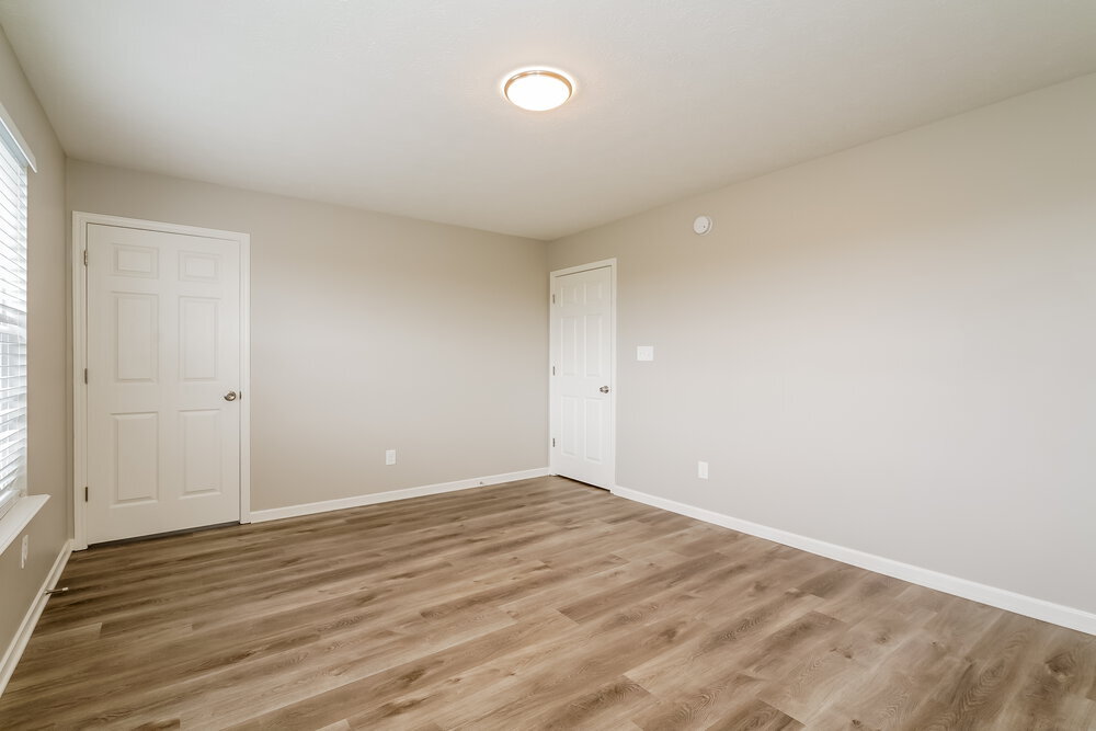 Building Photo - 6571 Daisy Hill Ct