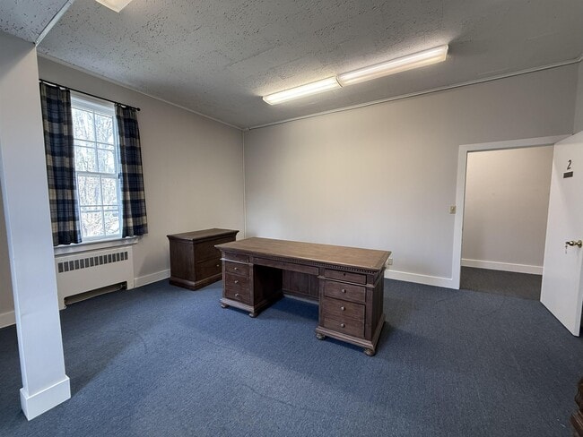 Building Photo - 21 VT-121