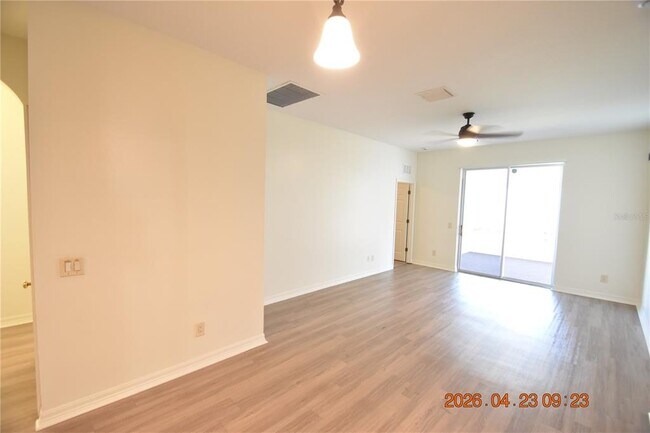 Building Photo - 30633 Totteridge Pl