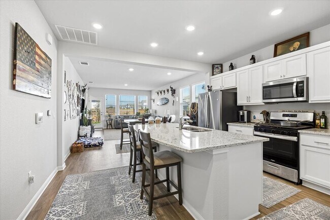 Building Photo - 8300 Augeron Dr