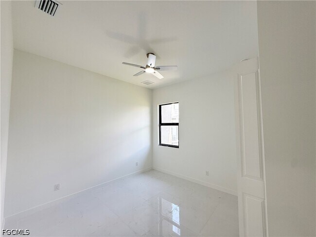 Building Photo - 4226 NW 32nd Ln