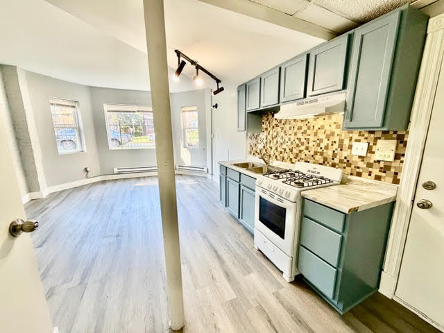 Building Photo - 9211 S Laflin St