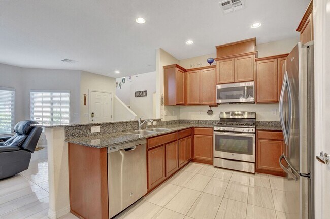 Building Photo - Beautiful Two Story Located on the Southwest