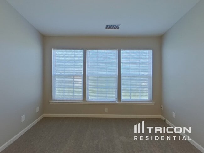 Building Photo - 2416 Deberry Ct