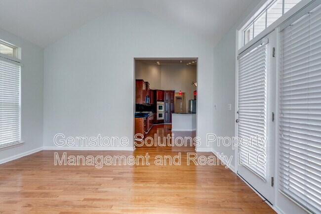 Building Photo - 756 Rolling Fork Dr