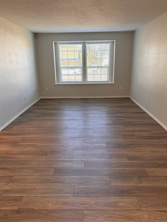 Building Photo - REMODELED Home Featuring LVP Flooring Thro...
