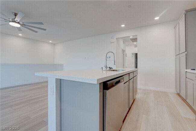 Building Photo - 3302 Viola Hls Ave