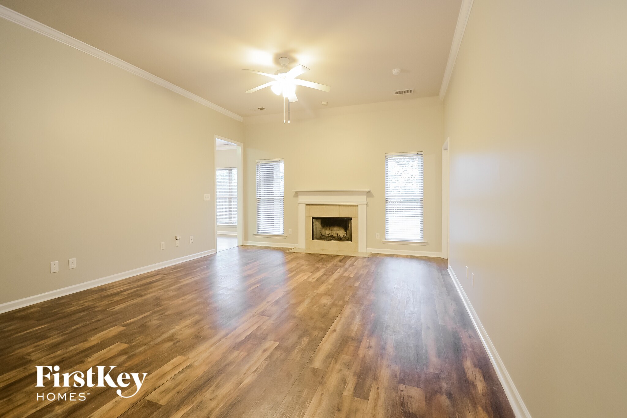 Building Photo - 1072 Pine Valley Dr
