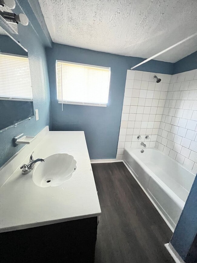 Building Photo - Two bedroom one bathroom located house on corner lot