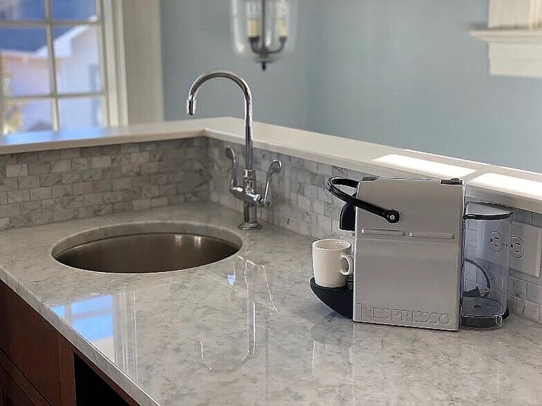 Building Photo - 52 Westminster Dr NE