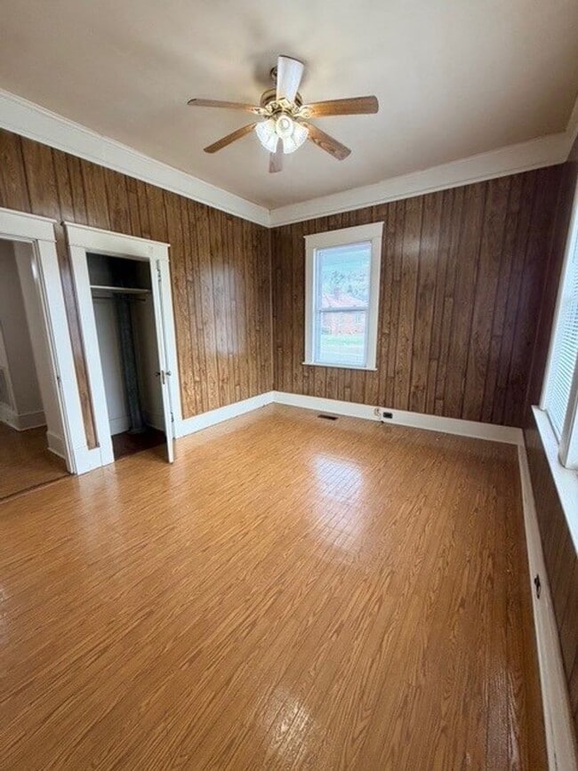 Building Photo - 100 Piedmont Ave