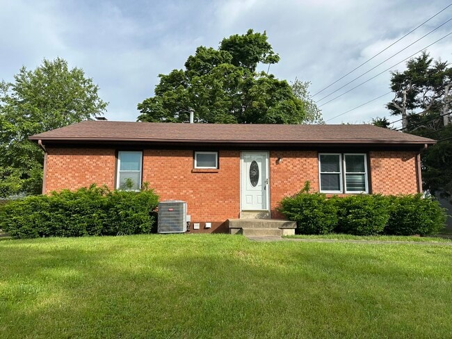 Building Photo - 3369 Holwyn Rd