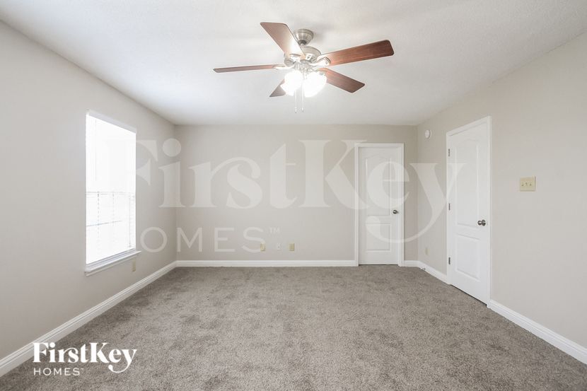 Building Photo - 1346 Alonzo Pl