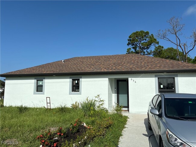 Primary Photo - 636 Eisenhower Blvd