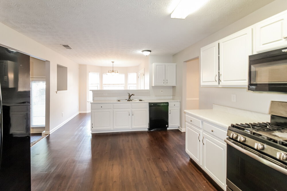 Building Photo - 670 Compton Ln