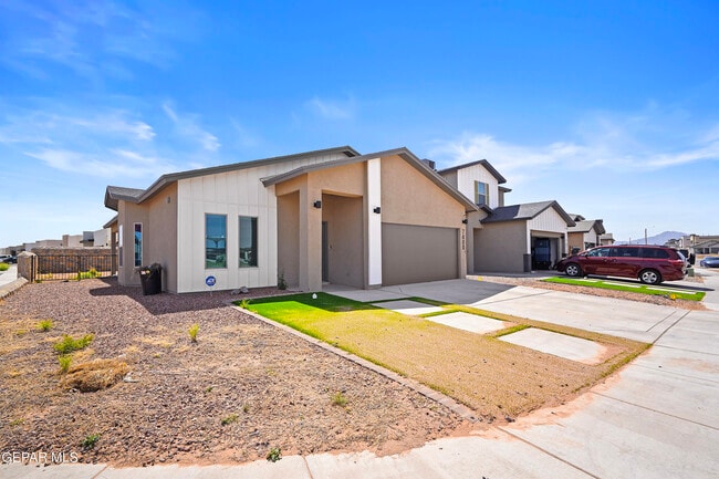 Building Photo - 7480 Rio Rimac Dr