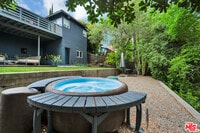 Building Photo - 380 Tamarac Dr