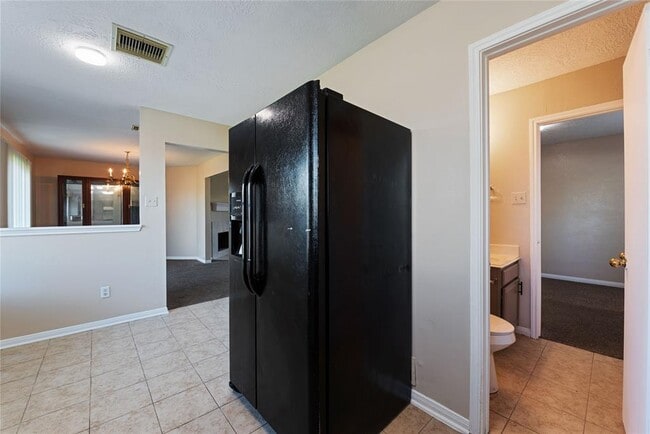 Building Photo - 8914 Pecan Pl Dr