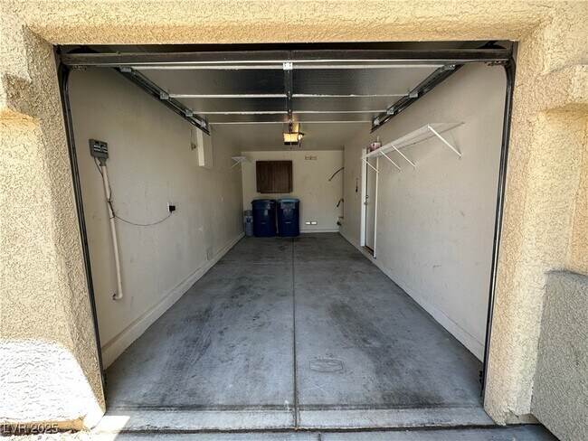 Building Photo - 4777 Arroyo Seco Dr