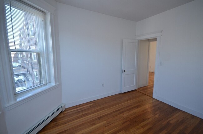 Building Photo - 1645 Commonwealth Ave