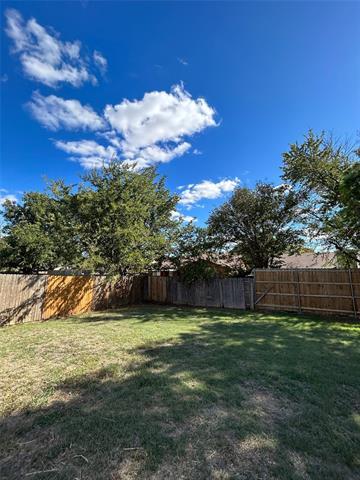 Building Photo - 4020 Blue Flag Ln