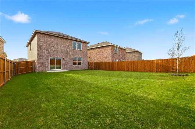 Building Photo - 2120 Mdw Pk Dr