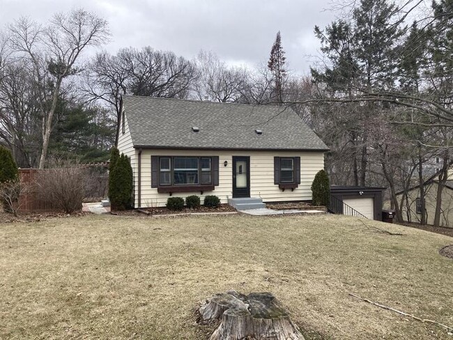 Primary Photo - 4846 Birchwood Ln