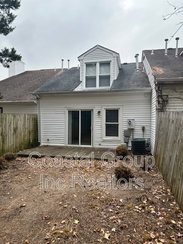 Building Photo - 1307 Wellfleet Ct