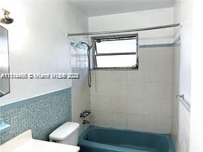 Building Photo - 6326 Pierce St