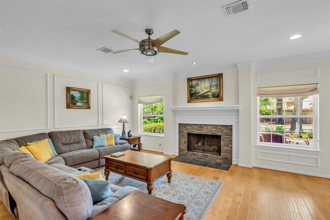 Building Photo - 98 Winding Creek Pl