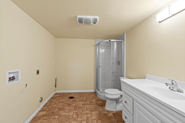 Building Photo - South Valley Duplex for Rent!