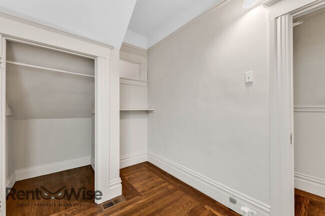 Building Photo - 1287 4th Ave