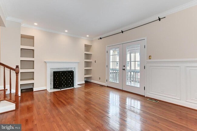 Building Photo - 9630 Sutton Green Ct