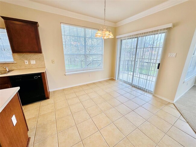 Building Photo - 16216 Castletroy Dr