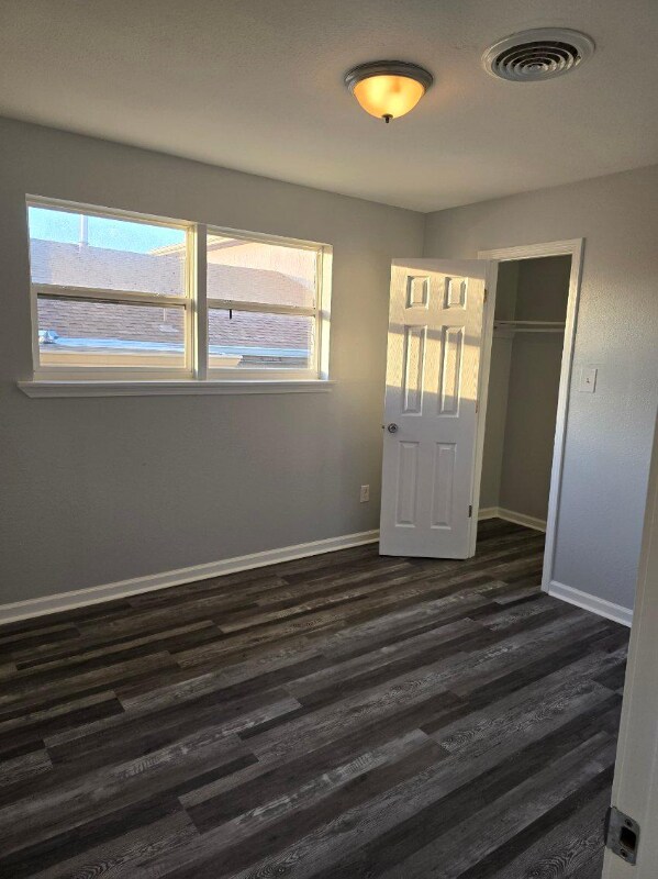 Building Photo - 6087 Wildair Dr