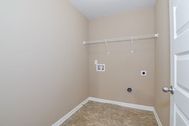 Building Photo - 5403 Hadwin Ct