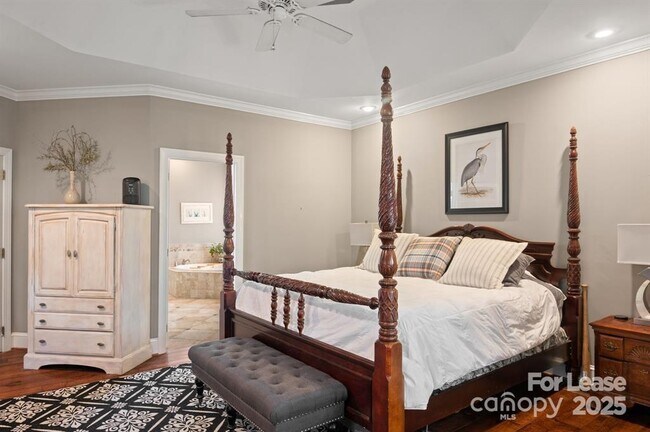 Building Photo - 16308 Autumn Creek Ct