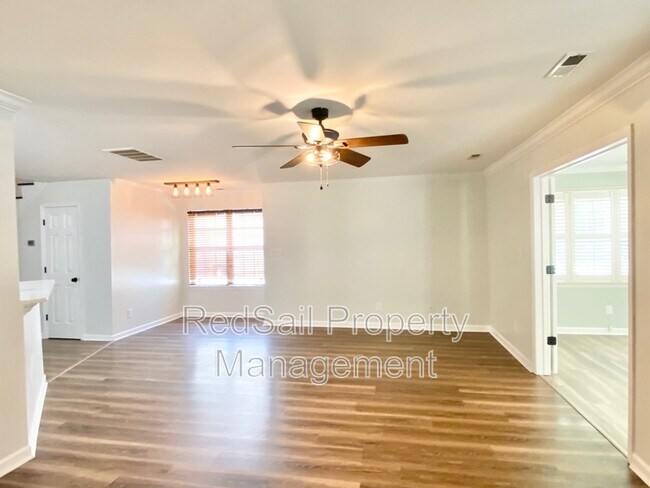 Building Photo - 100 Zinfandel Rd