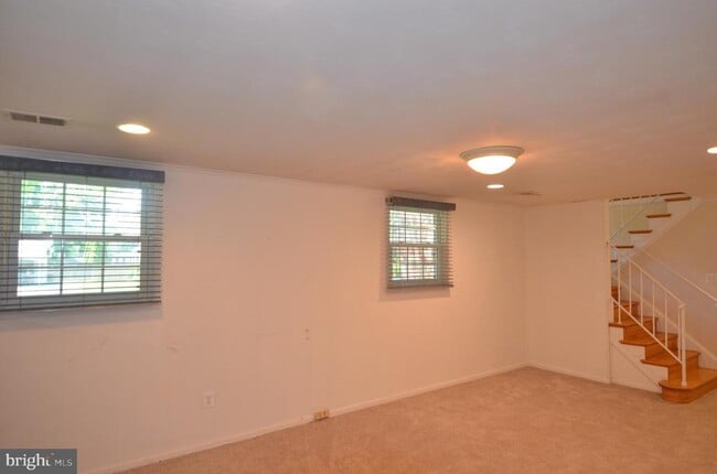 Building Photo - 5407 Manorfield Rd