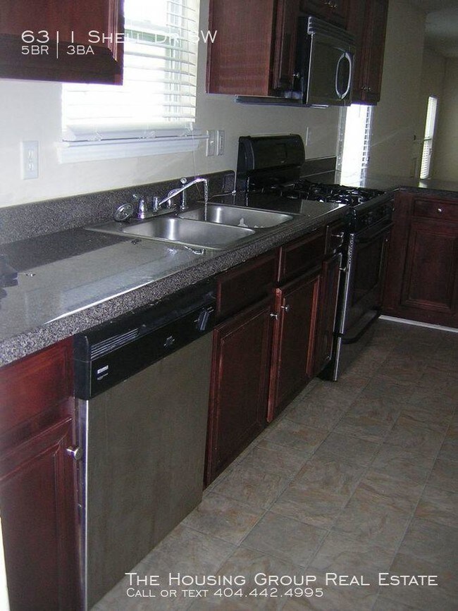 Building Photo - 5 bedroom in Atlanta GA 30331