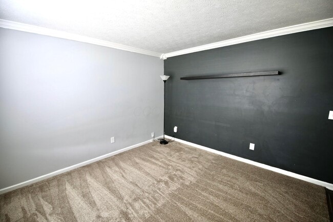 Building Photo - 5801 Sedgemoor Dr