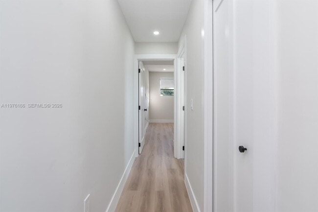 Building Photo - 8421 SW 27th Terrace