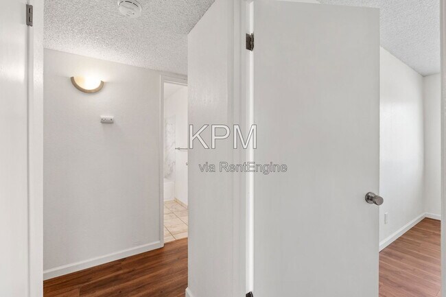 Building Photo - 1735 Kingwood Ave