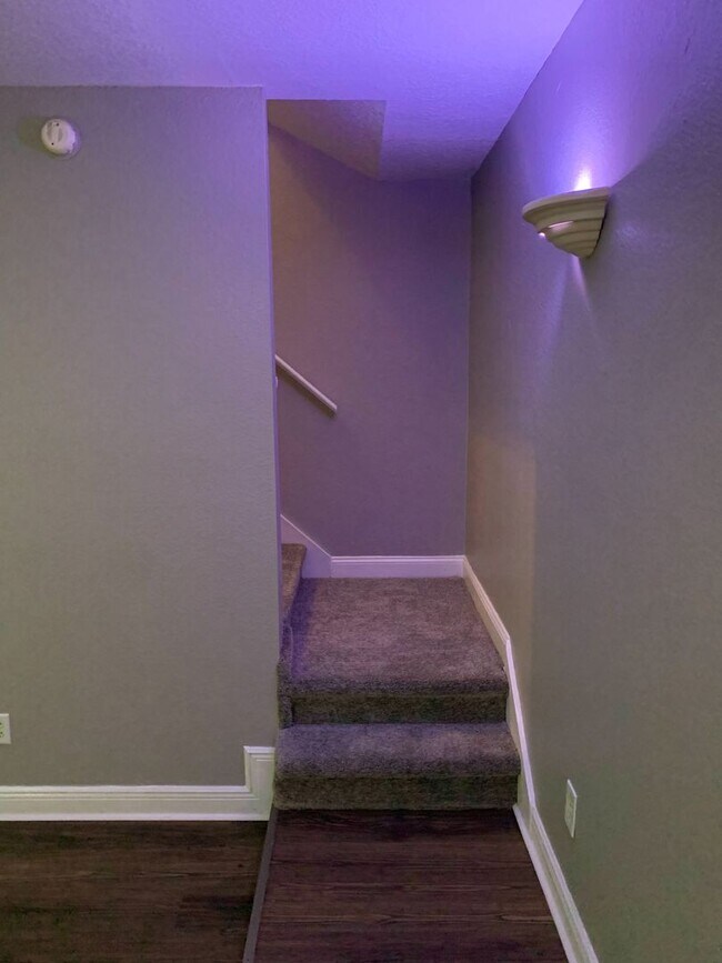 Building Photo - Spacious Winter Park Village area house fo...