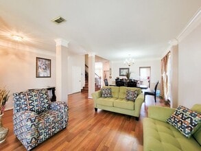 Building Photo - 8002 Weeping Willow Pl