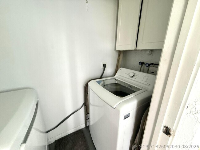 Building Photo - 2828 Casita Way