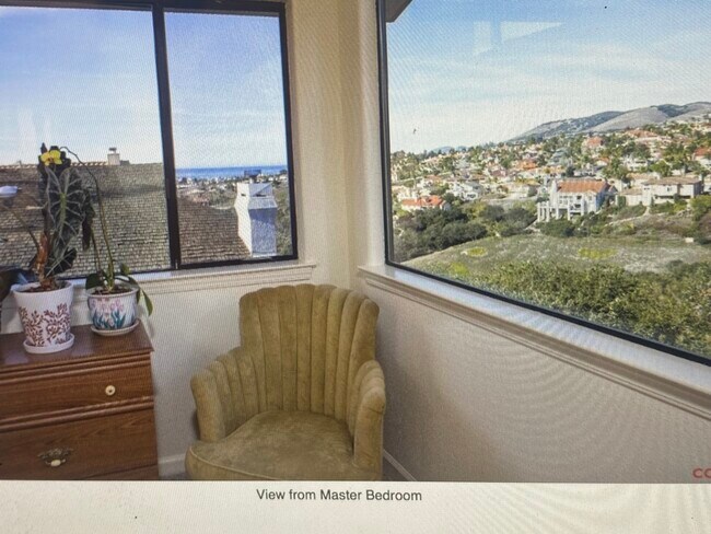 Building Photo - 684 Shamrock Ln