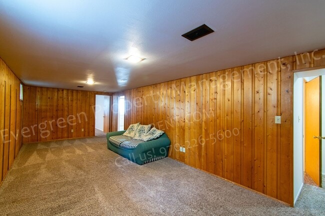 Building Photo - 1117 Fairview Dr