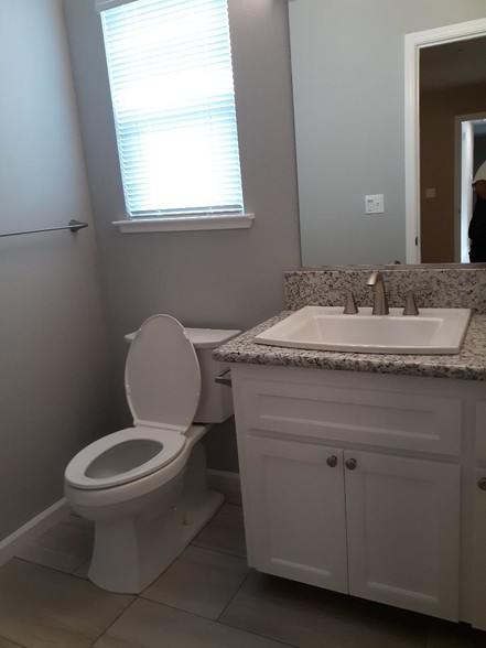 Bathroom 2 - 6266 N Fresno St