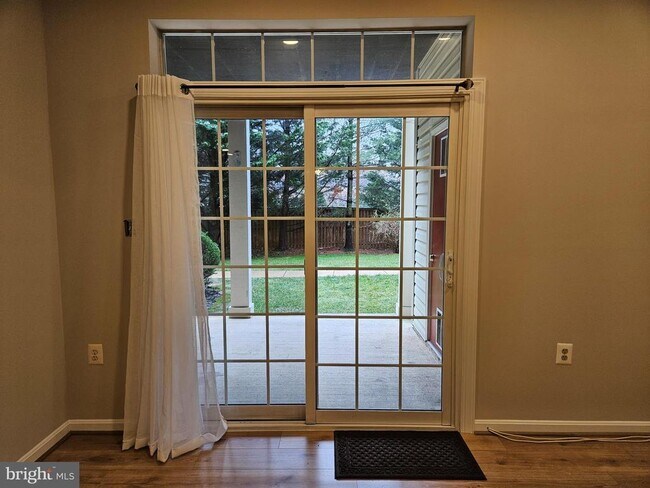 Building Photo - 6491 Cheyenne Dr